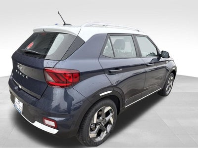 2026 Hyundai VENUE SEL W/Two-Tone Roof