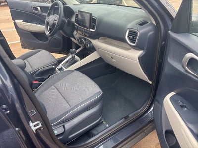 2026 Hyundai VENUE SEL W/Two-Tone Roof