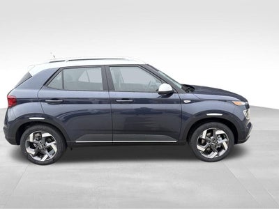 2026 Hyundai VENUE SEL W/Two-Tone Roof