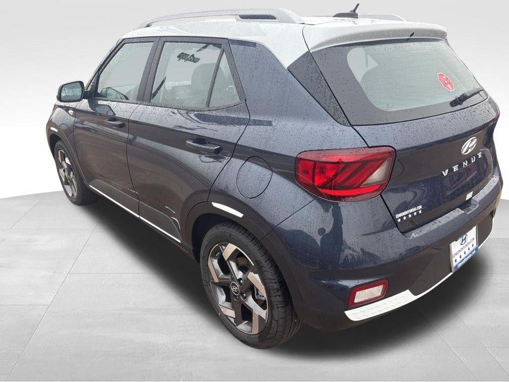 2026 Hyundai VENUE SEL W/Two-Tone Roof