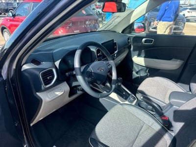 2026 Hyundai VENUE SEL W/Two-Tone Roof