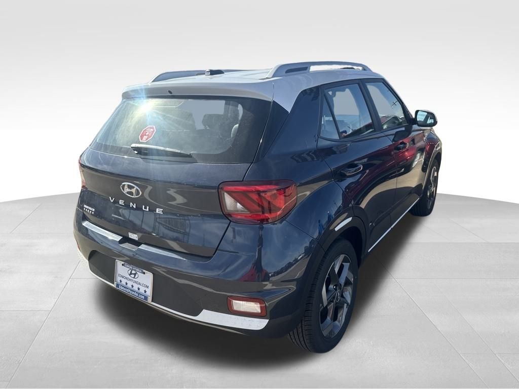 2026 Hyundai VENUE SEL W/Two-Tone Roof