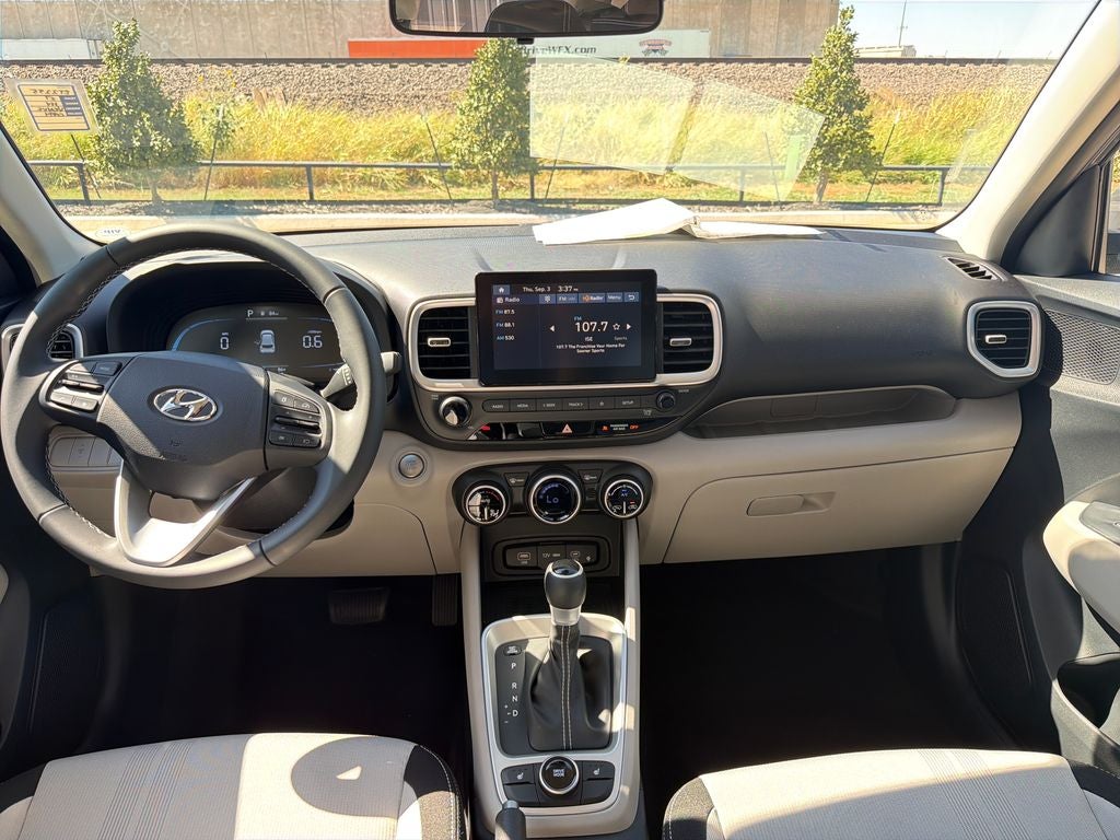2026 Hyundai VENUE SEL