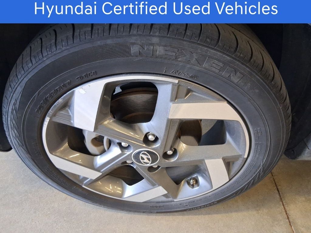 2025 Hyundai VENUE SEL CERTIFIED