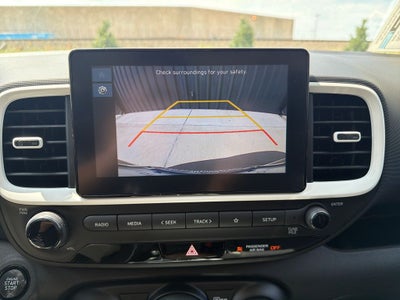 2026 Hyundai VENUE SEL W/Two-Tone Roof