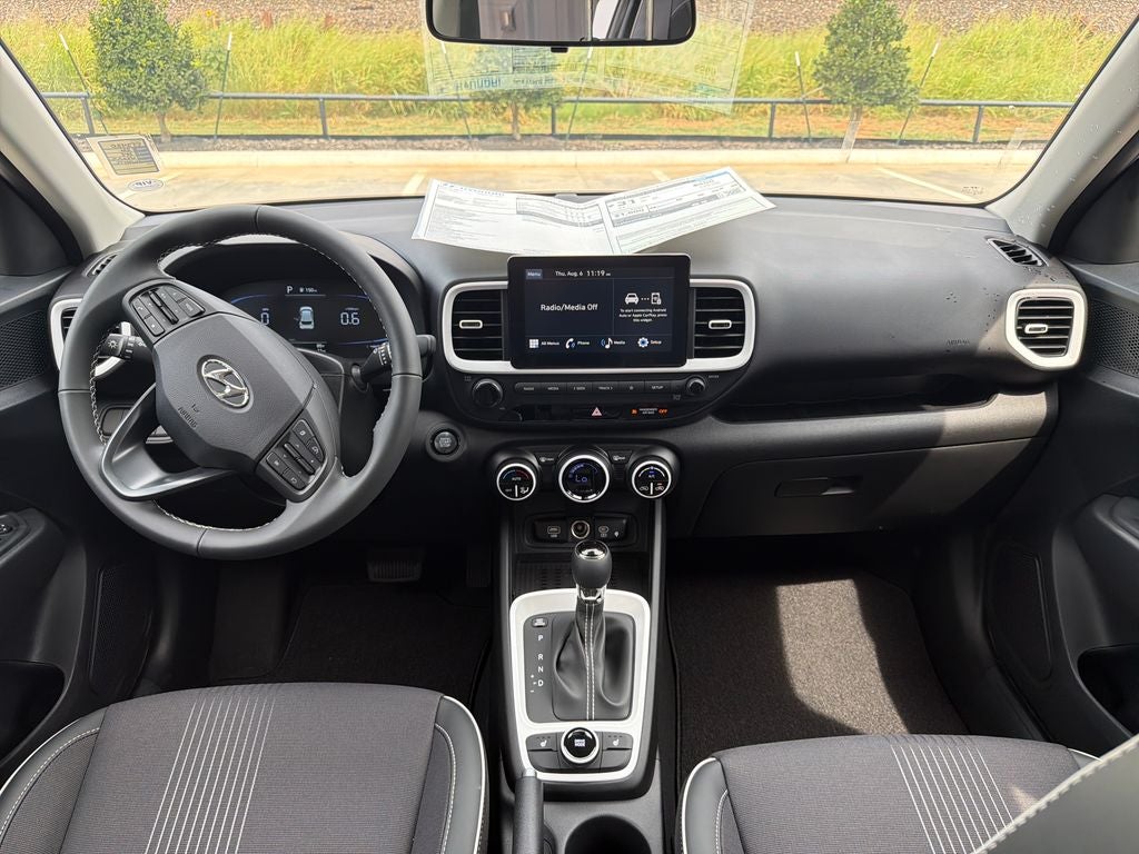 2026 Hyundai VENUE SEL W/Two-Tone Roof
