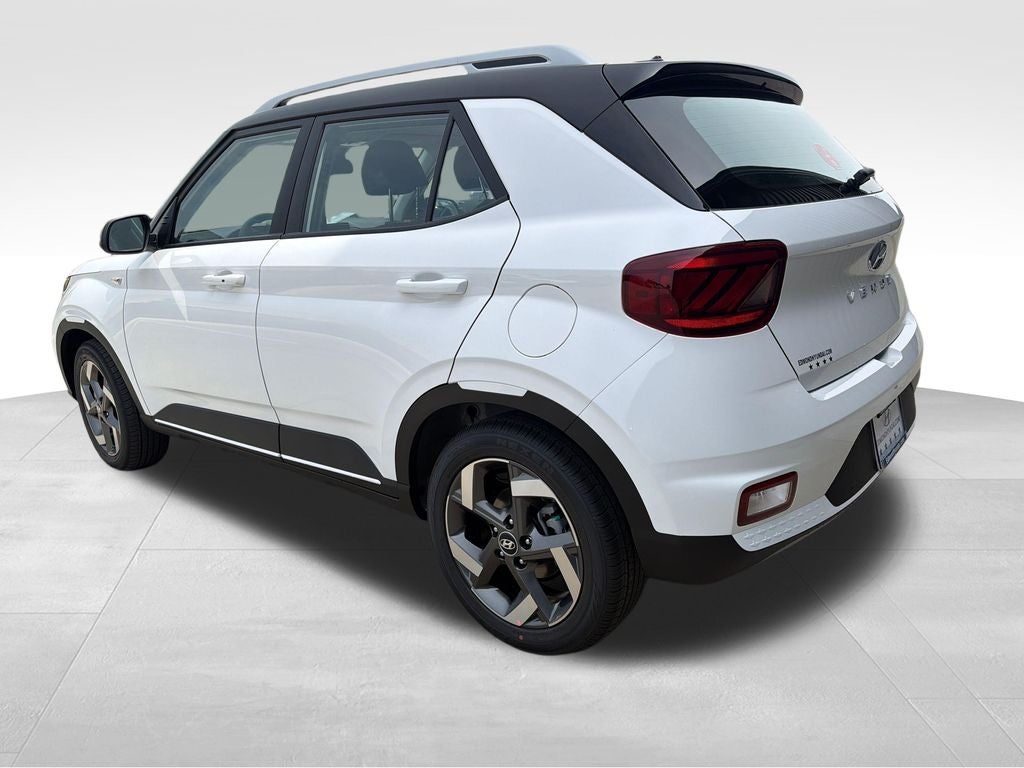2026 Hyundai VENUE SEL W/Two-Tone Roof