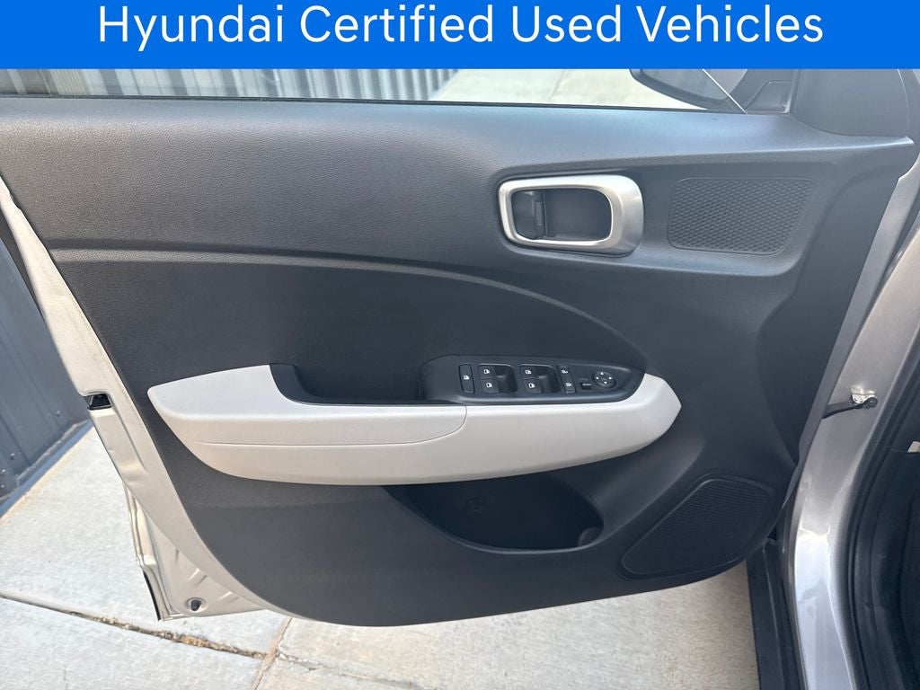 2025 Hyundai VENUE SEL CERTIFIED