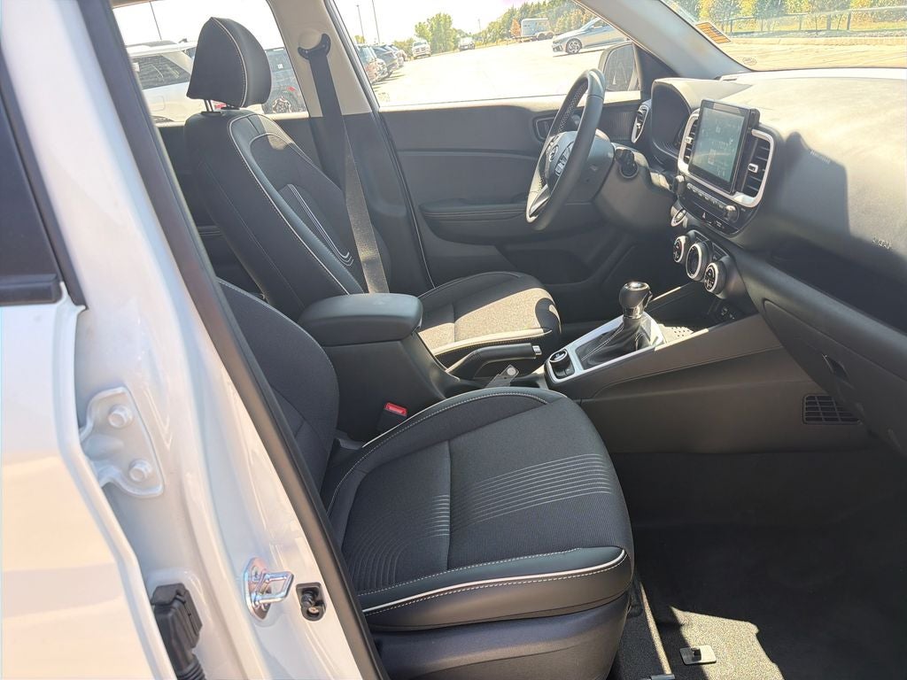 2026 Hyundai VENUE SEL W/Two-Tone Roof