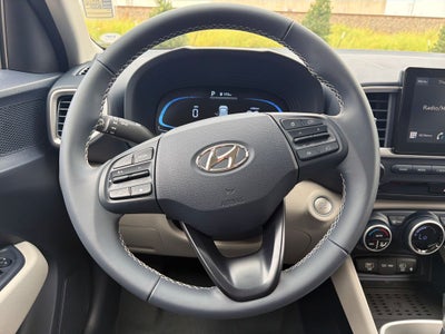 2026 Hyundai VENUE SEL W/Two-Tone Roof