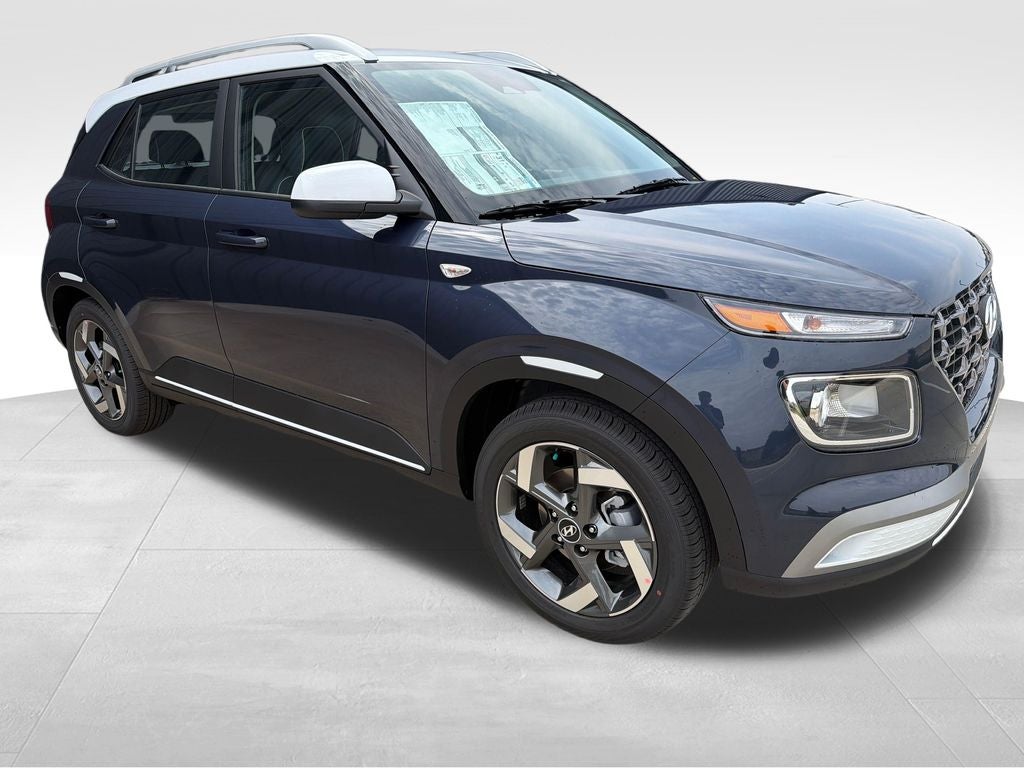 2026 Hyundai VENUE SEL W/Two-Tone Roof