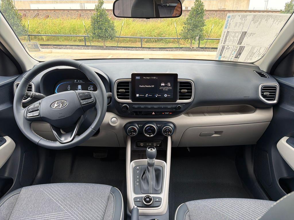 2026 Hyundai VENUE SEL W/Two-Tone Roof