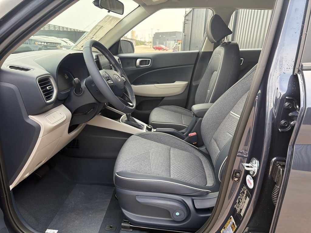 2026 Hyundai VENUE SEL W/Two-Tone Roof