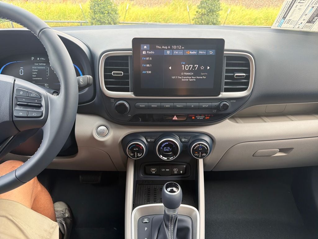 2026 Hyundai VENUE SEL W/Two-Tone Roof