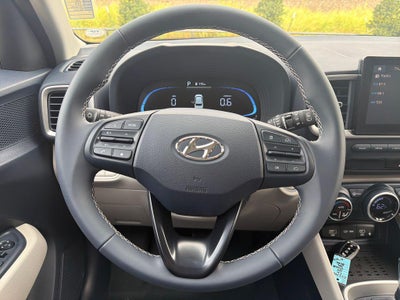 2026 Hyundai VENUE SEL W/Two-Tone Roof