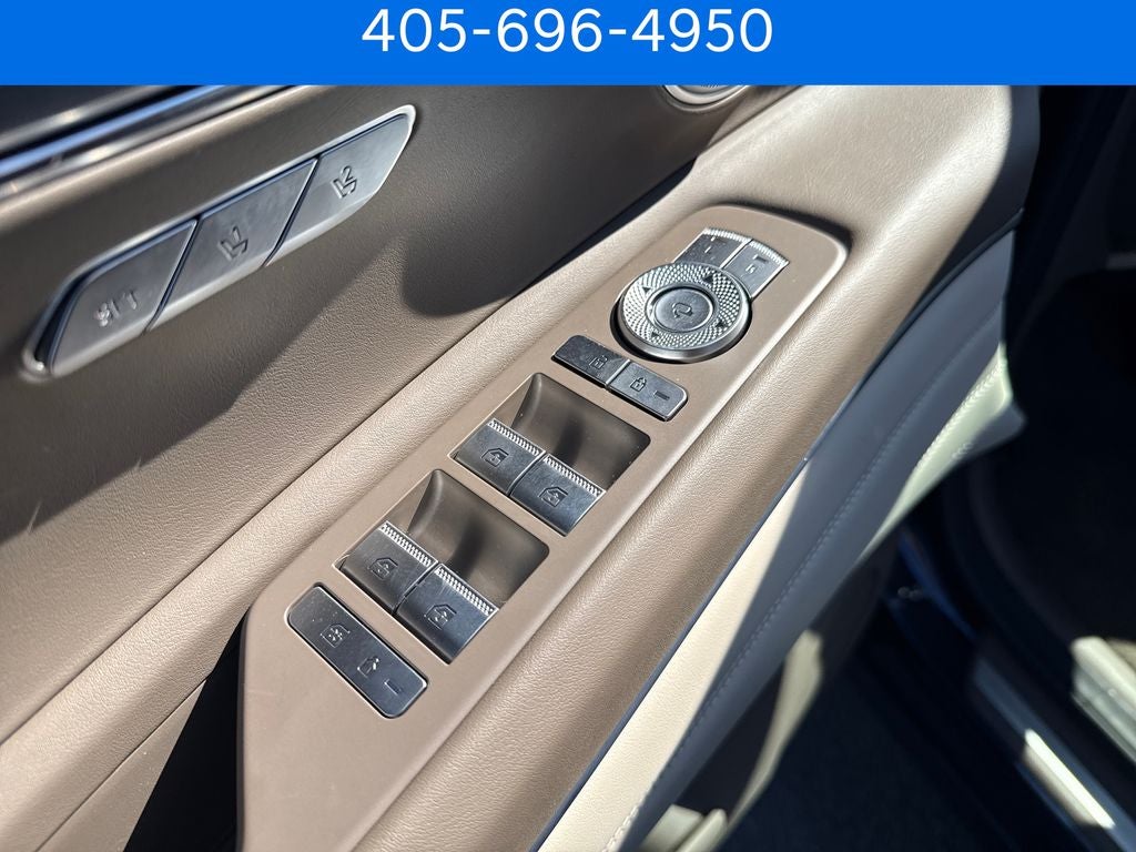 2023 Genesis GV80 2.5T Advanced and Prestige Package