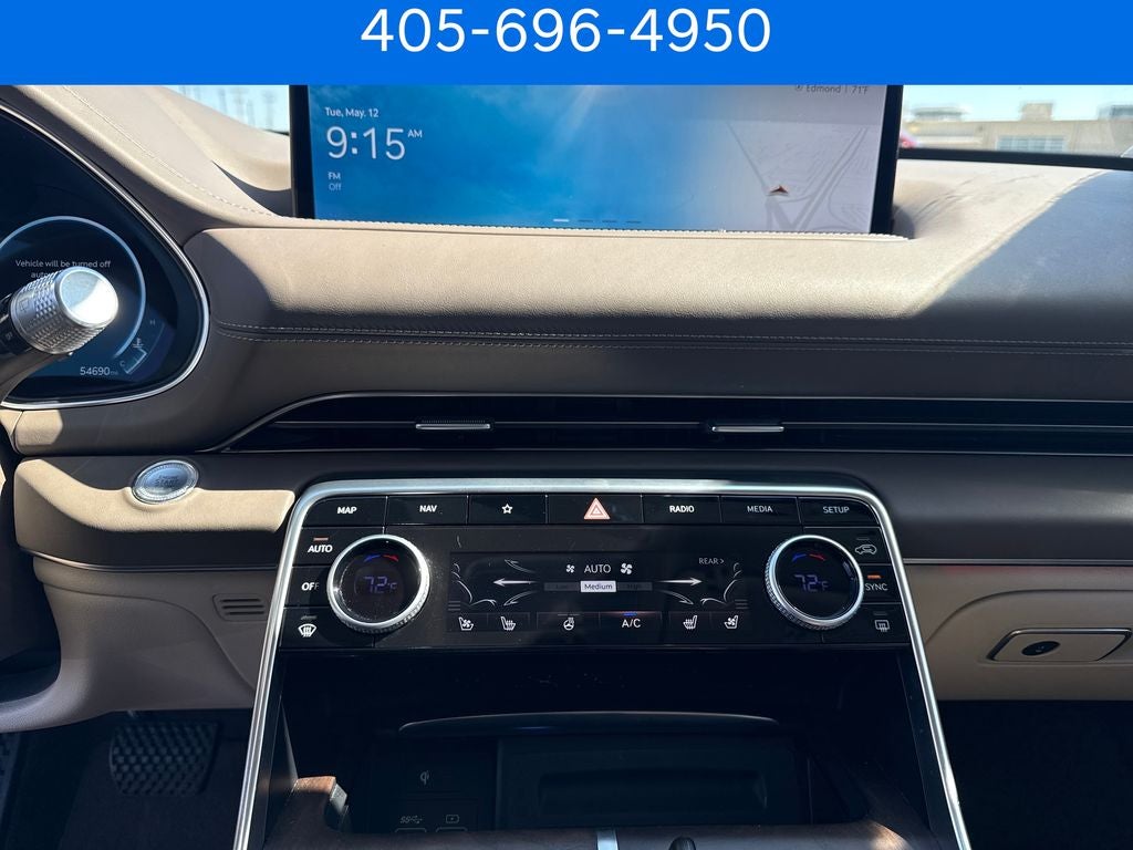 2023 Genesis GV80 2.5T Advanced and Prestige Package