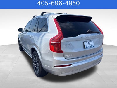 2022 Volvo XC90 T5 Momentum