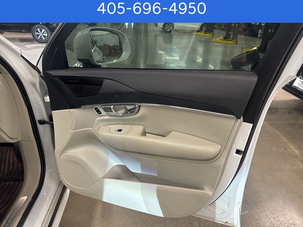 2020 Volvo XC90 T5 Momentum