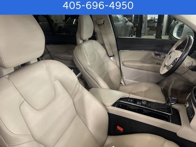 2020 Volvo XC90 T5 Momentum
